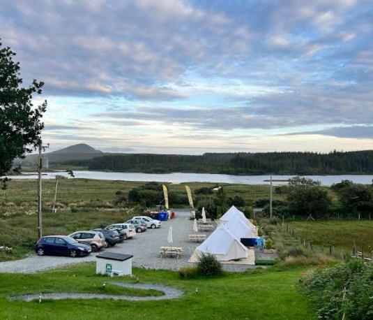 Ben Lettery Hostel Ballynahinch Exterior foto